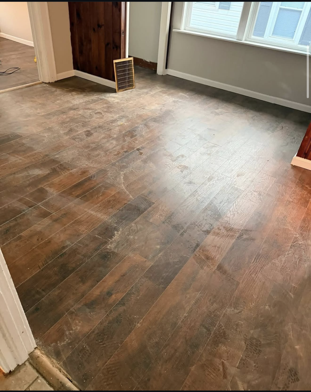 Post renovation cleanup before service in Aurora, ON