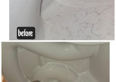 Before and After of a toilet clean in Aurora, ON